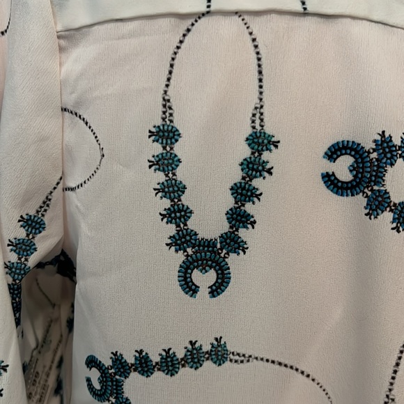 Fashion Express Women's White Blossom Blouse, Western spirit & modern-day style. - Picture 8 of 9